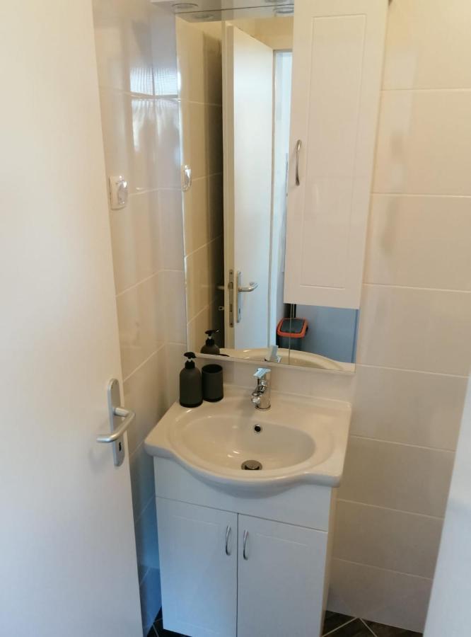 Apartmani Skalinada Marina Luaran gambar