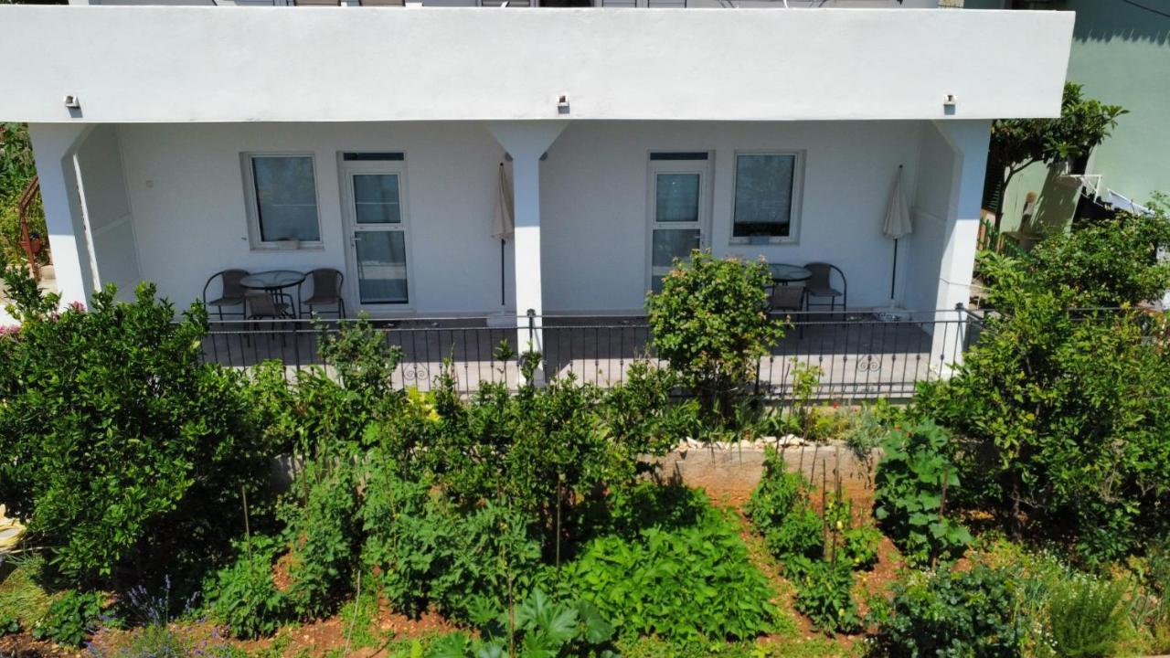 Apartmani Skalinada Marina Luaran gambar