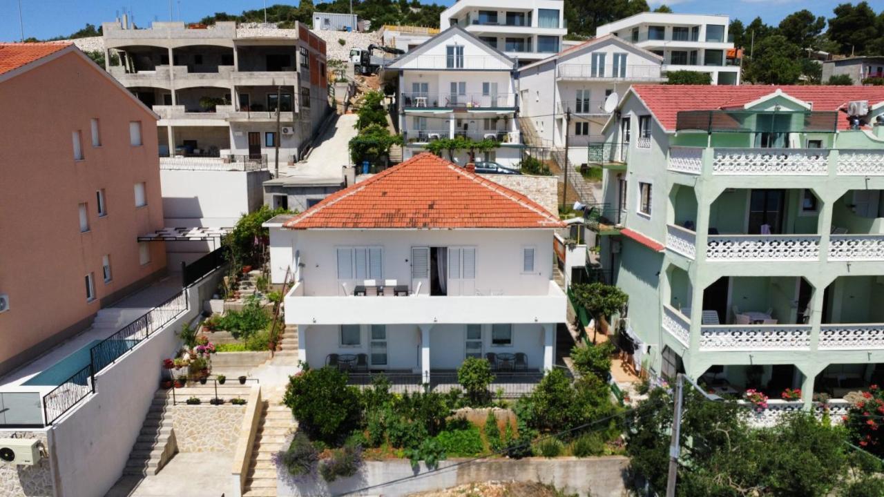 Apartmani Skalinada Marina Luaran gambar